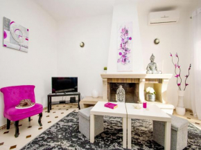 CHARMING APARTMENT, POOL,